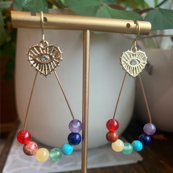 ✨NWT✨ 7 Chakra Rainbow Evil Eye Protection Earrings✨ ✨Hand Crafted… - Picture 2 of 6
